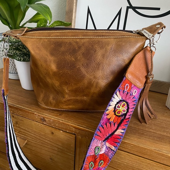 Tia Sadie Handbags - Tia Sadie leather bag.